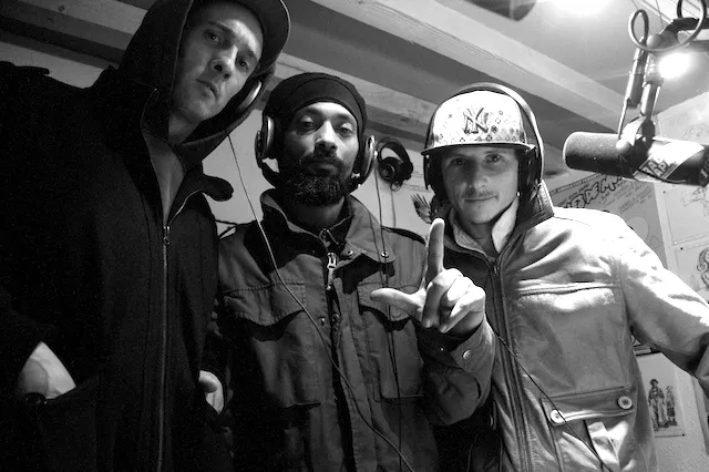 le-dandy-manchot-photographe-toulouse-albi-montauban-videaste-radiophonie-spectacles-creations-photographique-actualite-article-video-clip-ncnc-ganges-0